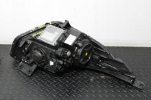 Laden Sie das Bild in den Galerie-Viewer, Frontscheinwerfer Kia Niro 92101-G5 Xenon Ein Stück (Rechts oder Links)