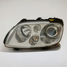 Laden Sie das Bild in den Galerie-Viewer, Frontscheinwerfer VW Touran 1T0941031K Xenon Links Scheinwerfer Headlight