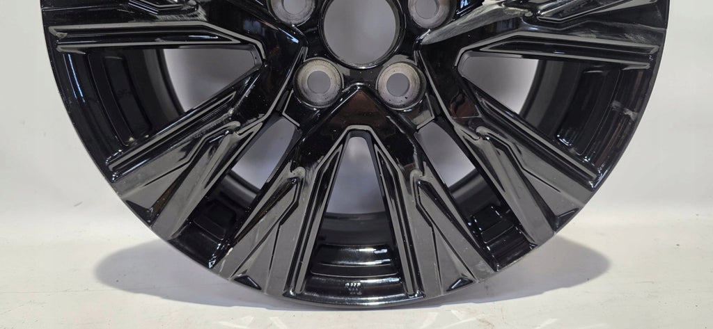 1x Alufelge 17 Zoll 5x114.3 50ET Toyota I Rim Wheel FEL8187802064ve