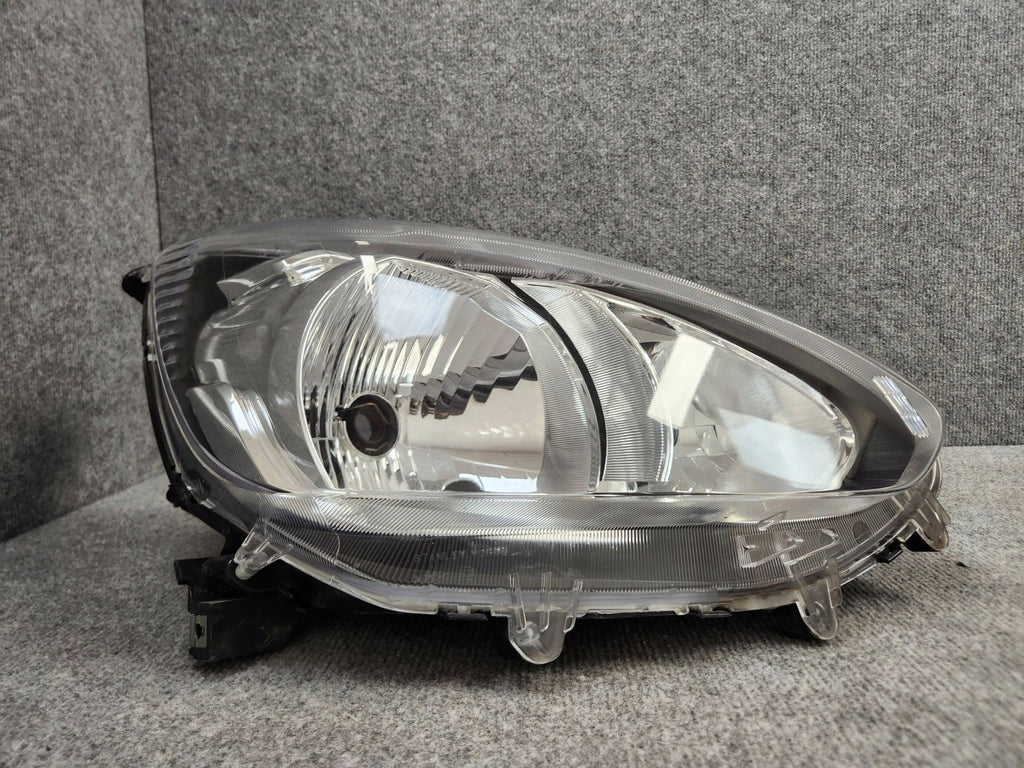 Frontscheinwerfer Mitsubishi Space W Star W0504SCZ W0504 Rechts Headlight SCH3691774703re