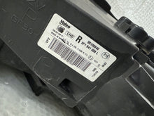 Load image into Gallery viewer, Frontscheinwerfer Seat Leon 5F1941008L Rechts Scheinwerfer Headlight