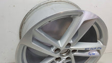 Laden Sie das Bild in den Galerie-Viewer, 1x Alufelge 17 Zoll 7.5" 5x100 46ET Glanz Silber 82A601025K Audi A1 Rim Wheel FEL7617295702tf