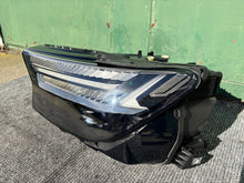 Laden Sie das Bild in den Galerie-Viewer, Frontscheinwerfer Audi E-Tron 89A941035 Links Scheinwerfer Headlight SCH3019676345dv