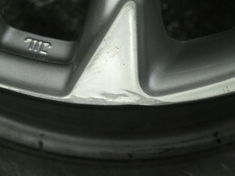 1x Alufelge 16 Zoll 6.5" 5x114.3 45ET Glanz Silber Toyota Rim Wheel