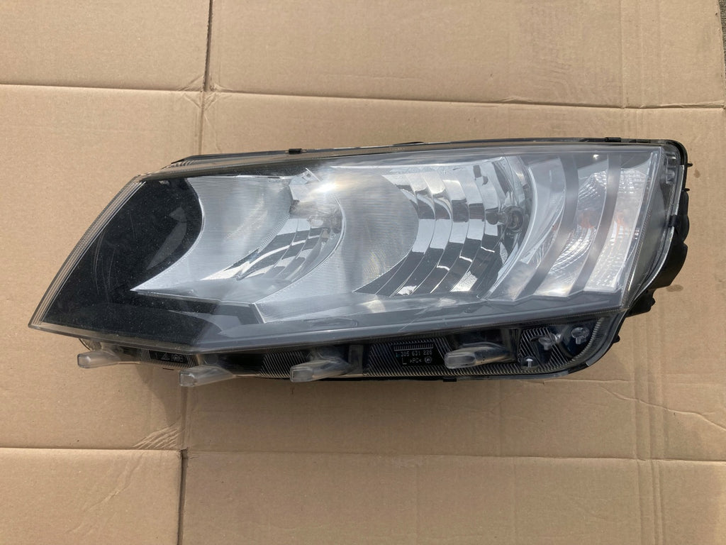 Frontscheinwerfer Skoda Octavia III 5E1941015 Links Scheinwerfer Headlight SCH9371019586eh