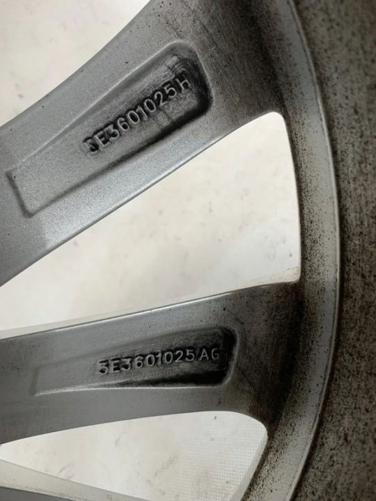 1x Alufelge 18 Zoll 7.5" 5x112 48ET 5E3601025AG Skoda Octavia I Rim Wheel FEL3735409728jl