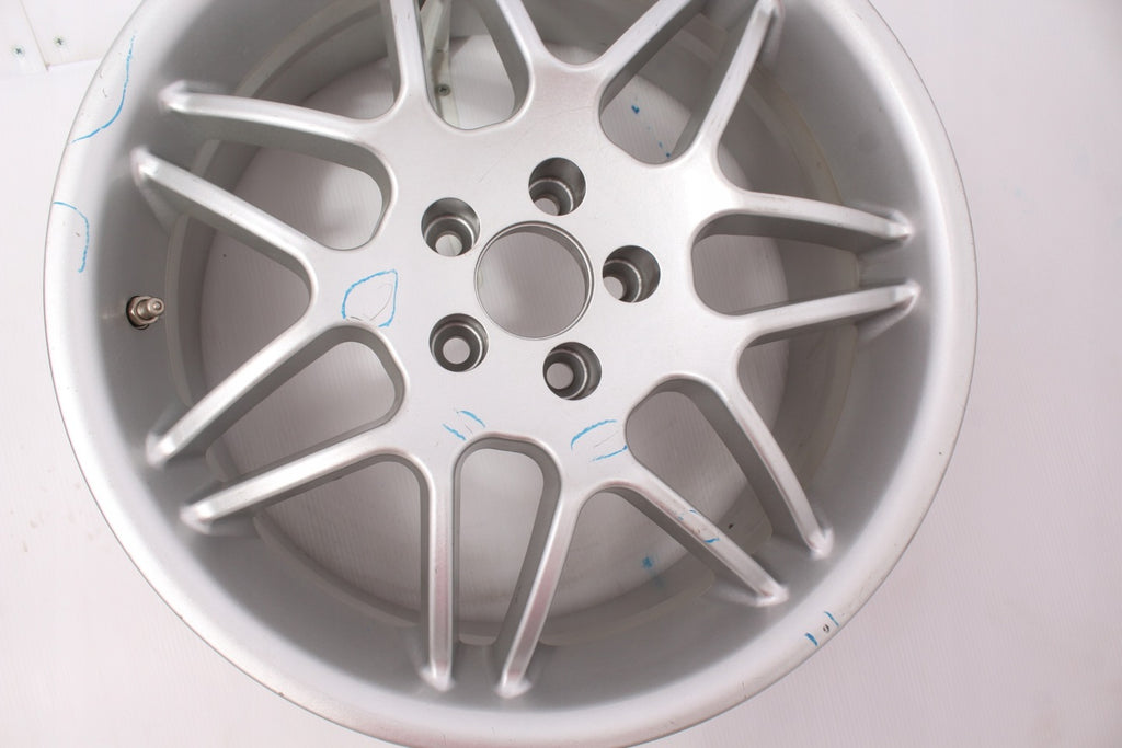 1x Alufelge 17 Zoll 8.0" 5x100 35ET AU44135RF Rim Wheel FEL3019611679sy