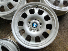 Laden Sie das Bild in den Galerie-Viewer, 4x Alufelge 16 Zoll 7.0" 5x120 47ET Glanz Silber 1094502 BMW Rim Wheel FEL7472977026en