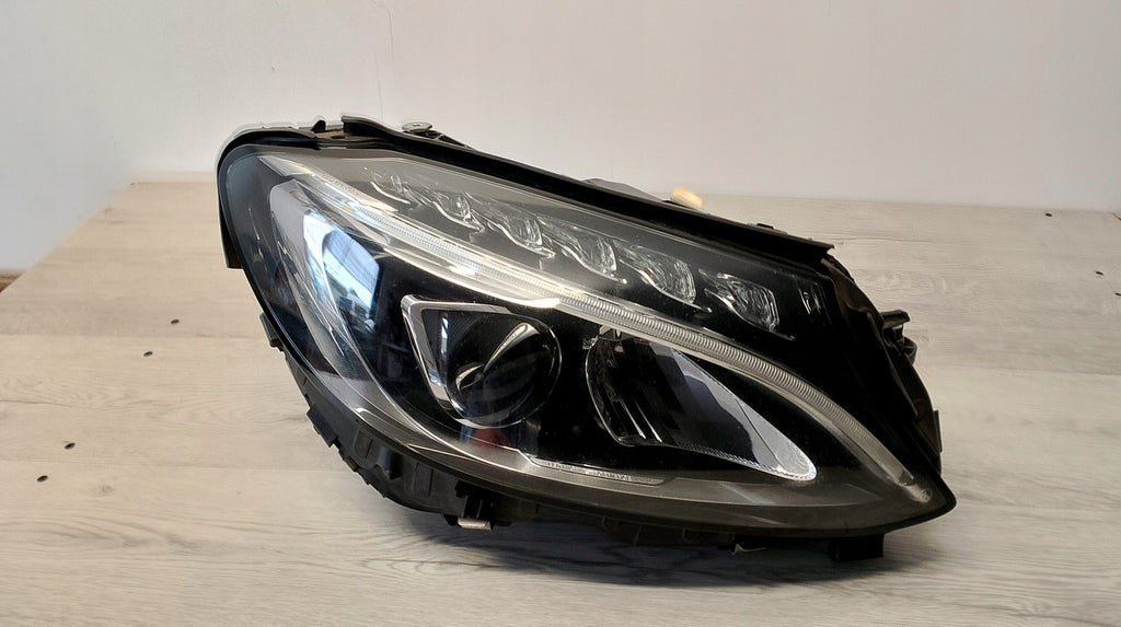 Frontscheinwerfer Mercedes-Benz W205 A2058200661 LED Rechts Headlight SCH2807061184gp