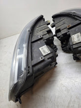 Load image into Gallery viewer, Frontscheinwerfer VW Caravelle 7E1941016J FALSE Scheinwerfer Headlight SCH2086160476gc
