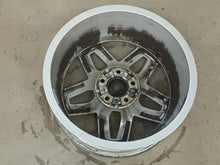 Laden Sie das Bild in den Galerie-Viewer, 1x Alufelge 17 Zoll 7.5" 5x112 38ET 8W0601025D Audi A4 B9 Rim Wheel FEL8605802741co