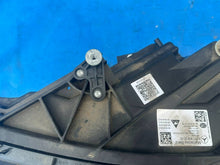 Laden Sie das Bild in den Galerie-Viewer, Frontscheinwerfer Mercedes-Benz A1779060503 LED Links Scheinwerfer Headlight SCH9850527152cp