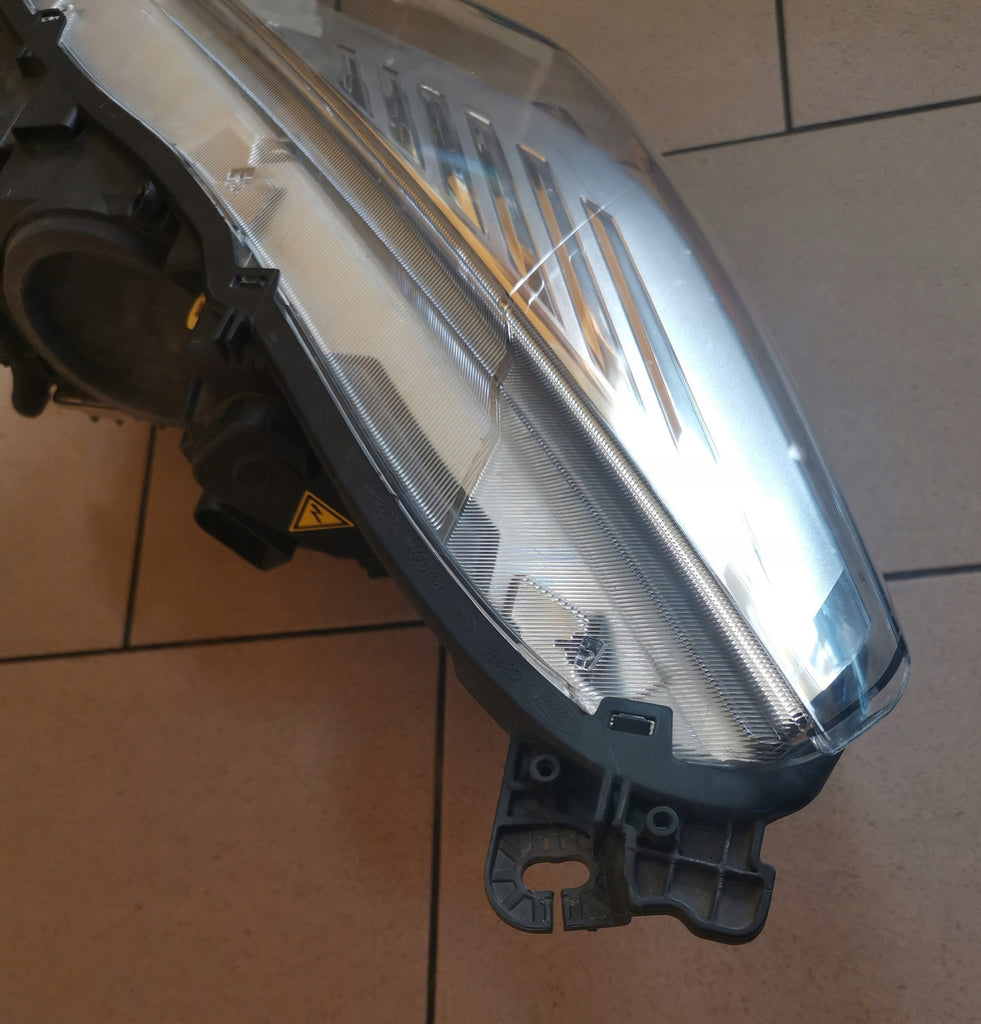 Frontscheinwerfer Ford Kuga GV41-13D154-AF Rechts Scheinwerfer Headlight