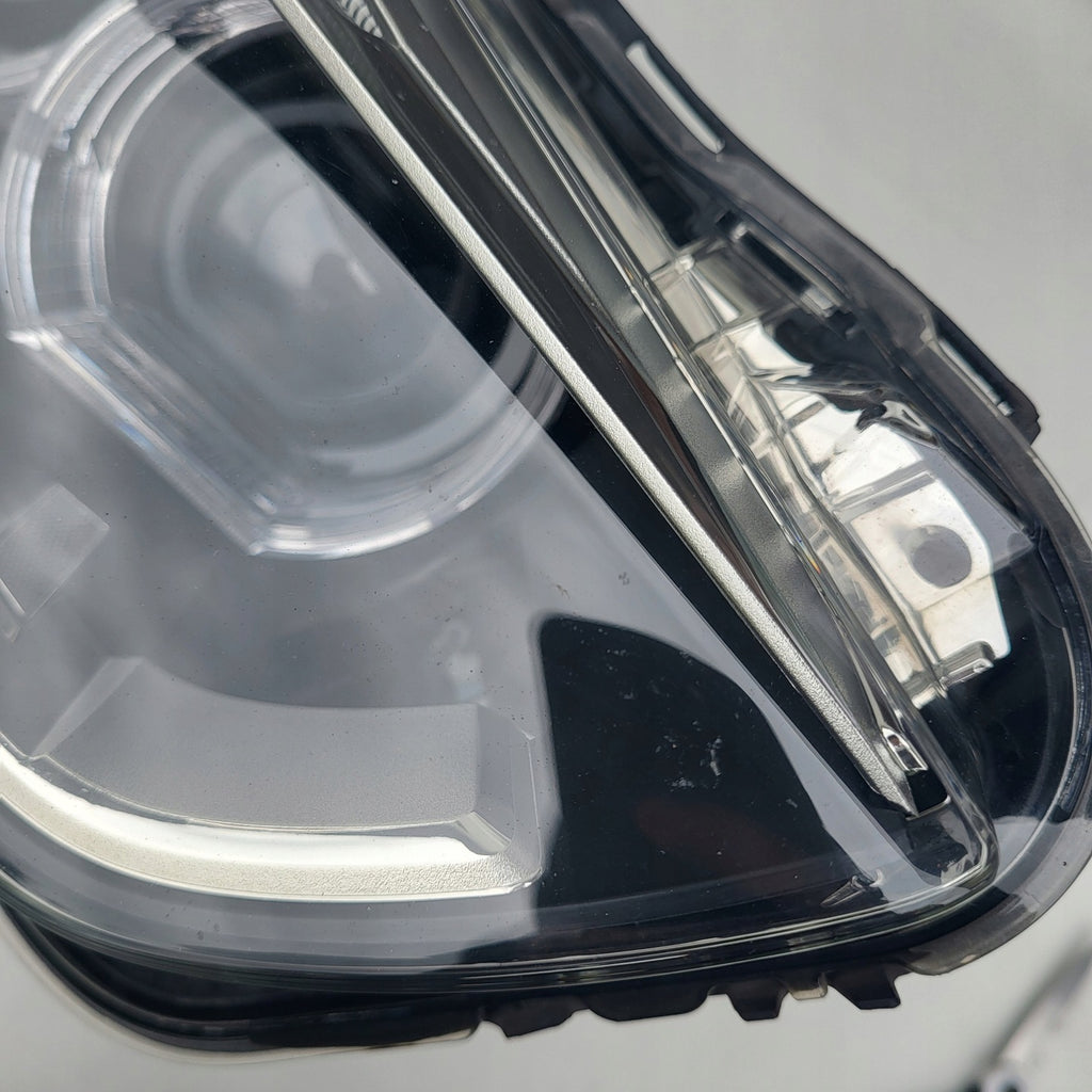 Frontscheinwerfer BMW X1 F48 7193708-03 LED Rechts Scheinwerfer Headlight SCH9482427798pe