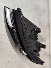 Laden Sie das Bild in den Galerie-Viewer, Frontscheinwerfer VW Transporter Caravelle 7T1941035AC 12033050000 Links