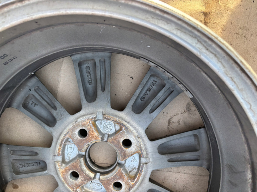1x Alufelge 15 Zoll 5.0" 4x100 Mitsubishi Space Star Rim Wheel FEL7182771791ew
