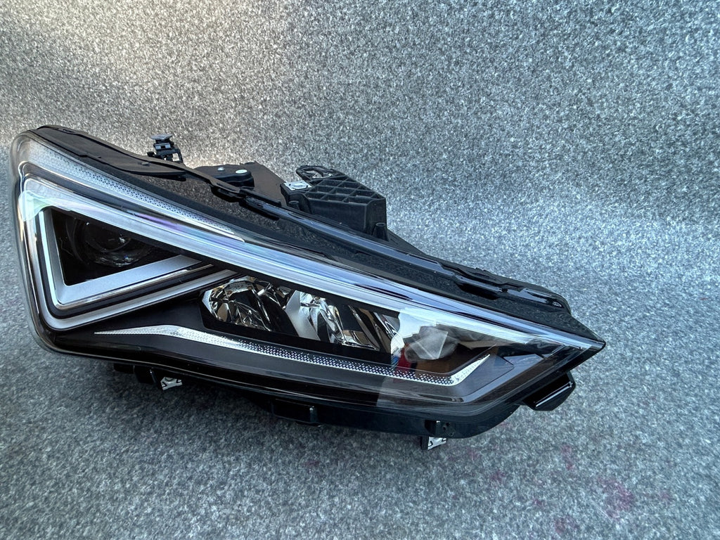 Frontscheinwerfer Cupra Formentor 5FG941008E Rechts Scheinwerfer Headlight SCH6354069228sx