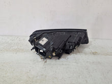 Laden Sie das Bild in den Galerie-Viewer, Frontscheinwerfer VW Touareg 7P1941033A Links Scheinwerfer Headlight SCH3298829566vv
