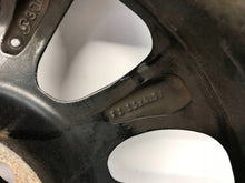Laden Sie das Bild in den Galerie-Viewer, 1x Alufelge 15 Zoll 4x100 Toyota Aygo Rim Wheel FEL6542202269br