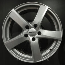 Load image into Gallery viewer, 4x Alufelge 17 Zoll 7.0" 5x112 48 5ET Glanz Silber Seat Leon Rim Wheel FEL7685856827ft