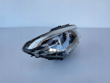Laden Sie das Bild in den Galerie-Viewer, Frontscheinwerfer BMW F21 F20 7453518-01 Rechts Scheinwerfer Headlight SCH7729971535ut