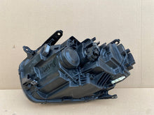 Load image into Gallery viewer, Frontscheinwerfer Dacia Duster 260101613R LED Rechts Scheinwerfer Headlight