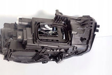 Laden Sie das Bild in den Galerie-Viewer, Frontscheinwerfer Mercedes-Benz W177 A1779063705 85122000 Links Headlight SCH6566868607rm