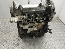 Laden Sie das Bild in den Galerie-Viewer, Motor Toyota Auris 1ND 1.4 2015 Diesel Engine Unkomplett MOT2187945583jo