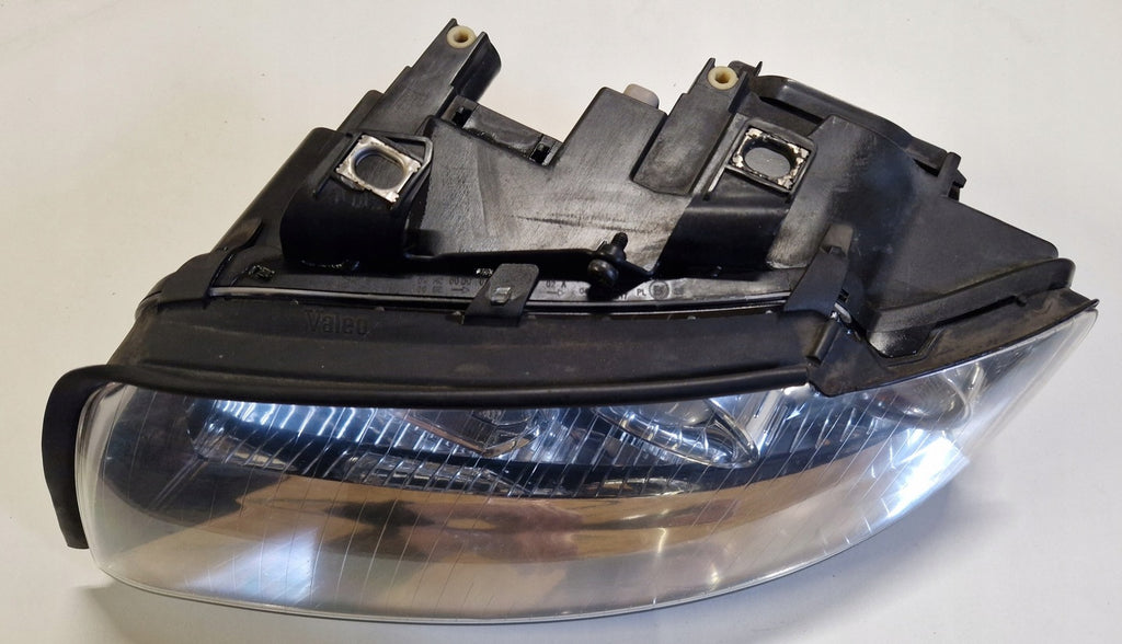 Frontscheinwerfer Audi A4 B6 Xenon Links Scheinwerfer Headlight