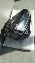Laden Sie das Bild in den Galerie-Viewer, Frontscheinwerfer Skoda Karoq 57B941016B Full LED Rechts Scheinwerfer Headlight SCH9796805988bl
