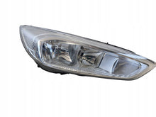 Laden Sie das Bild in den Galerie-Viewer, Frontscheinwerfer Ford Focus III F1EB13W029-AE Rechts Scheinwerfer Headlight SCH3117241608dr