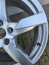 Load image into Gallery viewer, 1x Alufelge 19 Zoll 8.0&quot; 5x112 25ET 8S0601025AG Audi Tt Rim Wheel