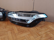 Laden Sie das Bild in den Galerie-Viewer, Frontscheinwerfer Volvo Xc90 II 32338953 32338952 Ein Stück (Rechts oder Links)
