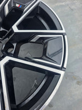 Laden Sie das Bild in den Galerie-Viewer, 1x Alufelge 18 Zoll 8.5" 5x112 36ET Glanz Schwarz 8747286 BMW Rim Wheel FEL9365578554le