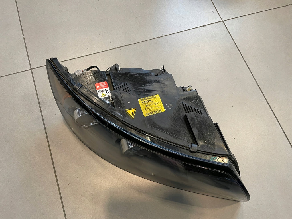 Frontscheinwerfer Volvo V50 30678917 Xenon Rechts Scheinwerfer Headlight SCH6706564334wu