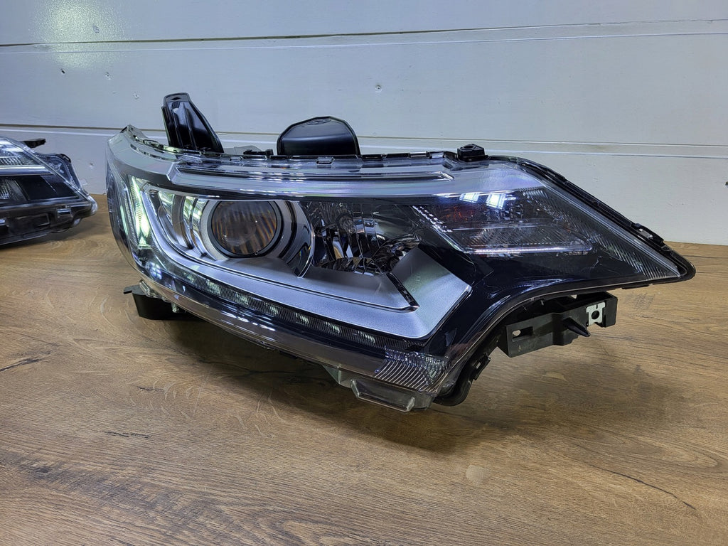Frontscheinwerfer Mitsubishi Outlander III ECM921-22A20 Rechts Headlight