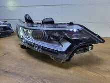 Laden Sie das Bild in den Galerie-Viewer, Frontscheinwerfer Mitsubishi Outlander III ECM921-22A20 Rechts Headlight