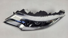 Laden Sie das Bild in den Galerie-Viewer, Frontscheinwerfer Honda Civic I 33150-TV0-G416-M1-KUD1 Links Headlight SCH8387846714la