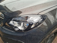 Load image into Gallery viewer, Frontscheinwerfer Opel Mokka Xenon Links Scheinwerfer Headlight