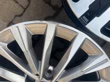 Load image into Gallery viewer, 1x Alufelge 17 Zoll 7.5" 5x112 54ET 6856085 BMW 1 Rim Wheel FEL5489856768gv