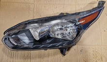 Laden Sie das Bild in den Galerie-Viewer, Frontscheinwerfer Ford Transit Connect FT1113W030DB 90070362 Links Headlight SCH4923828210za