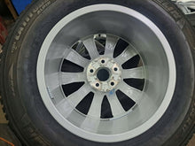 Laden Sie das Bild in den Galerie-Viewer, 4x Alufelge 17 Zoll 7.0" 5x112 34ET Glanz Silber 80A601025J Audi Q5 A3 I FEL7653894843hj