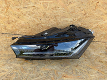 Laden Sie das Bild in den Galerie-Viewer, Frontscheinwerfer Skoda Superb I 3P1941015B LED Links Scheinwerfer Headlight SCH3970607515tx