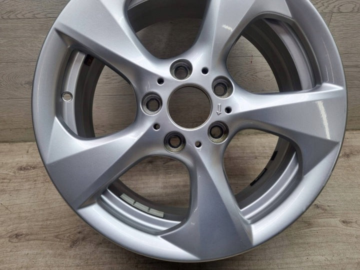1x Alufelge 17 Zoll 5x120 6797518 BMW 1 E88 E82 Rim Wheel FEL8800867919ix