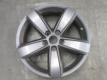 Load image into Gallery viewer, 1x Alufelge 17 Zoll 6.5&quot; 5x112 38ET 5NA071497 VW Tiguan Rim Wheel