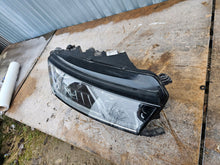 Laden Sie das Bild in den Galerie-Viewer, Frontscheinwerfer Skoda Octavia IV 5EA941016A Rechts Scheinwerfer Headlight SCH5446698644eb