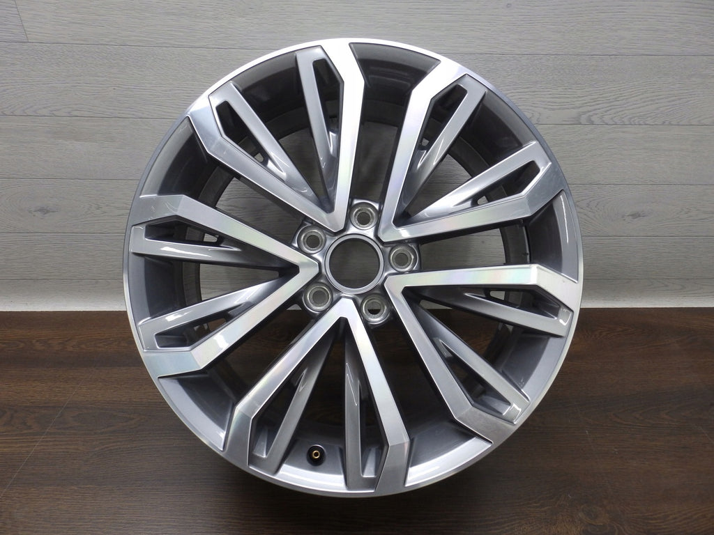 1x Alufelge 18 Zoll 7.0" 5x112 45ET Glanz 2GA601025E Mg T-Roc Rim Wheel