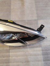 Laden Sie das Bild in den Galerie-Viewer, Frontscheinwerfer Ford Fiesta I H1BB13W029AE Rechts Scheinwerfer Headlight SCH6472720048xy