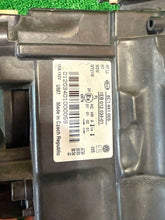 Load image into Gallery viewer, Frontscheinwerfer VW Polo 6C1941005 Ein Stück (Rechts oder Links) Headlight SCH5504457508qu
