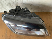Laden Sie das Bild in den Galerie-Viewer, Frontscheinwerfer VW Amarok 2H3941032 Xenon Rechts Scheinwerfer Headlight SCH1391462197aa